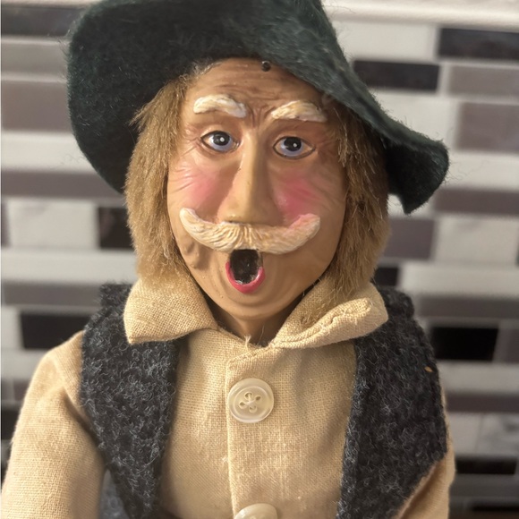 Byers Choice Carolers Five Men Women Boy Colonial Style 9-13 Inches No Marks - Picture 10 of 16